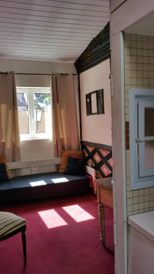 Chambres Touristiques La Cour Des Hotes Obernai Exteriér fotografie